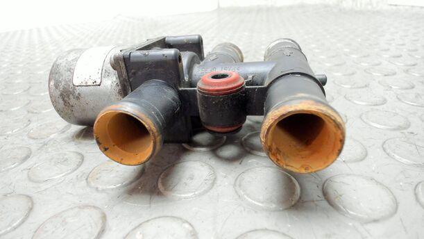 Foto: WASSERPUMPE STANDHEIZUNG eines Audi A6 Avant 2.7 TDI DPF