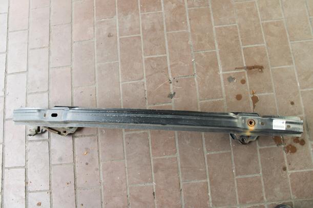 Foto: VERSTÄRKUNG HINTEN eines BMW 320d DPF Touring CLX