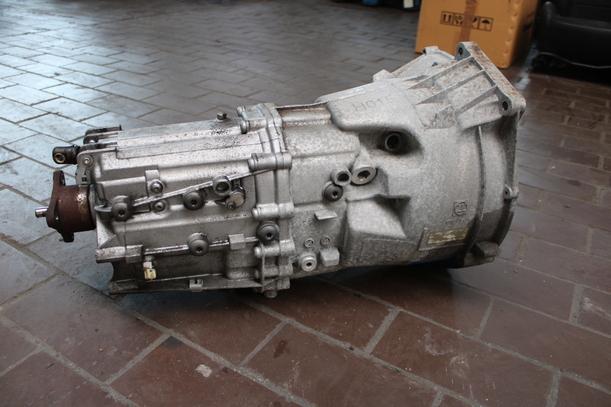 Foto: SCHALTGETRIEBE 6 GANG ( GS6-37DZ ) eines BMW 320d DPF Touring CLX