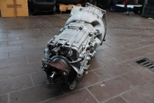 Foto: SCHALTGETRIEBE 6 GANG ( GS6-37DZ ) eines BMW 320d DPF Touring CLX