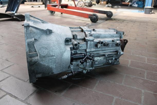 Foto: SCHALTGETRIEBE 6 GANG ( GS6-37DZ ) eines BMW 320d DPF Touring CLX
