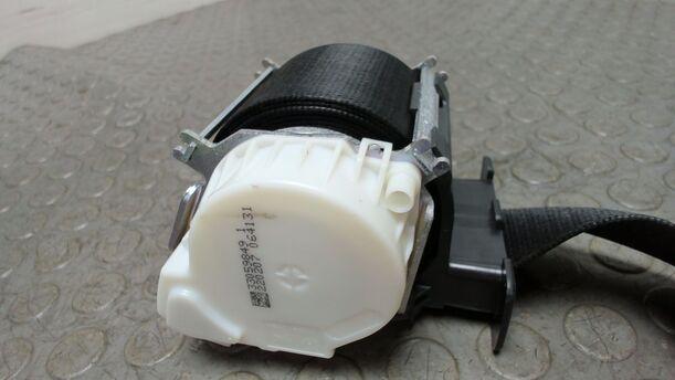 Foto: SICHERHEITSGURT VORN RECHTS ( 4/5 TÜRER ) eines BMW 320d DPF Touring CLX