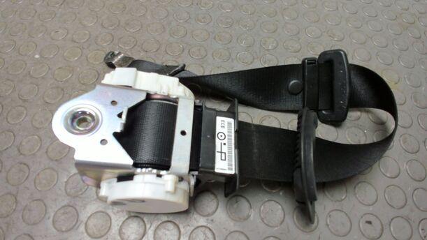 Foto: SICHERHEITSGURT VORN RECHTS ( 4/5 TÜRER ) eines BMW 320d DPF Touring CLX