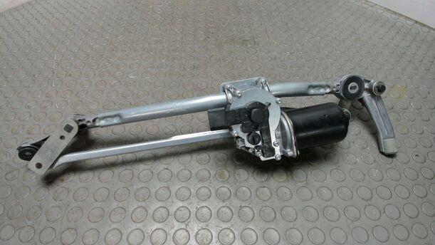 Foto: SCHEIBENWISCHERMOTOR VORN eines BMW 320d DPF Touring
