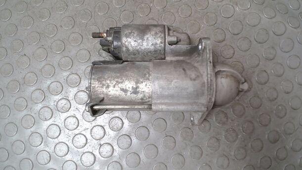 Foto: ANLASSER / STARTER eines Opel Astra 1.6 Caravan Special