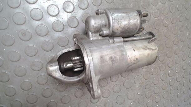 Foto: ANLASSER / STARTER eines Opel Astra 1.6 Caravan Special