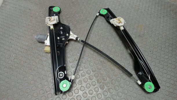 Foto: FENSTERHEBER VORN RECHTS ELEKTRISCH eines BMW 320d DPF Touring Special