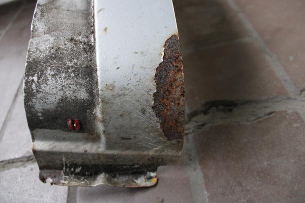 Foto: KOTFLÜGEL LINKS eines Ford Ka Special