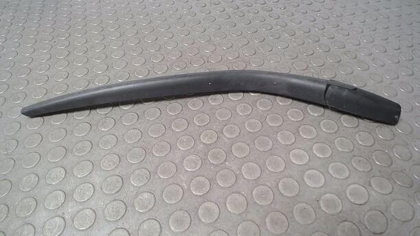 Foto: SCHEIBENWISCHERARM HINTEN eines Ford Ka Special