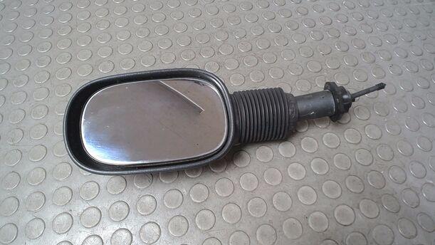Foto: AUSSENSPIEGEL LINKS eines Ford Ka Special