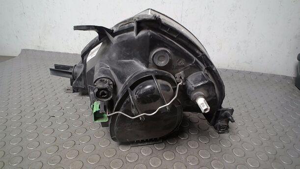 Foto: SCHEINWERFER RECHTS ( VALEO ) eines Ford Ka Special
