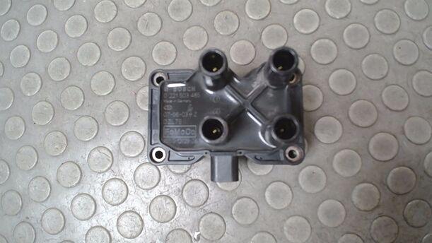 Foto: ZÜNDSPULE ( BOSCH ) eines Ford Ka Special