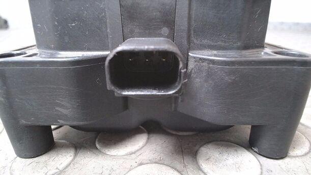 Foto: ZÜNDSPULE ( BOSCH ) eines Ford Ka Special