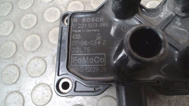 Foto: ZÜNDSPULE ( BOSCH ) eines Ford Ka Special