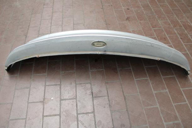 Foto: STOSSFÄNGER / STOßSTANGE HINTEN eines Opel Corsa 16V