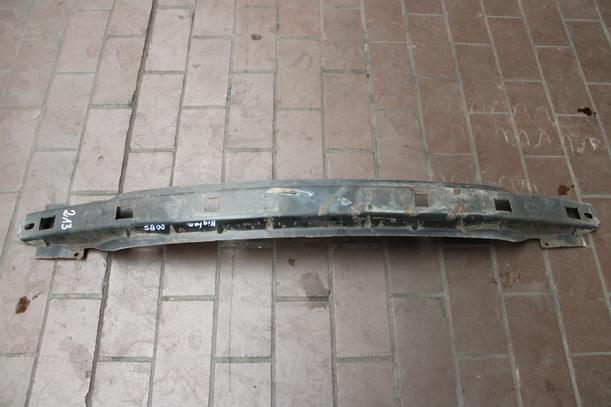 Foto: VERSTÄRKUNG HINTEN eines Opel Corsa 16V