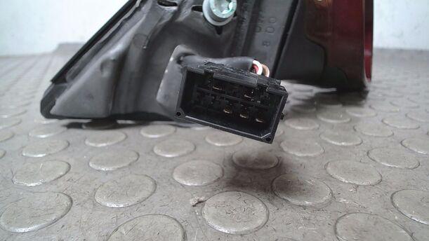 Foto: AUSSENSPIEGEL ELEKTRISCH VERSTELLBAR RECHTS eines Audi A4 1.6