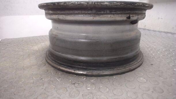 Foto: STAHLFELGE 6X14 eines Mercedes-Benz 250S