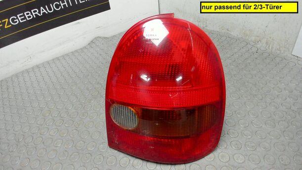 Foto: HECKLEUCHTE / RÜCKLICHT RECHTS eines Opel Corsa 16V