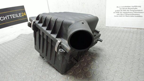 Foto: LUFTFILTERKASTEN eines Opel Corsa 16V