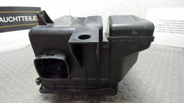 Foto: LUFTFILTERKASTEN eines Opel Corsa 16V