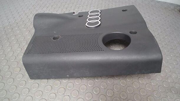 Foto: MOTORABDECKUNG AHL eines Audi A4 1.6