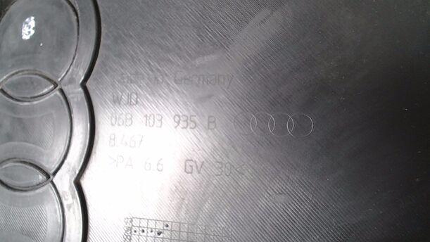 Foto: MOTORABDECKUNG AHL eines Audi A4 1.6