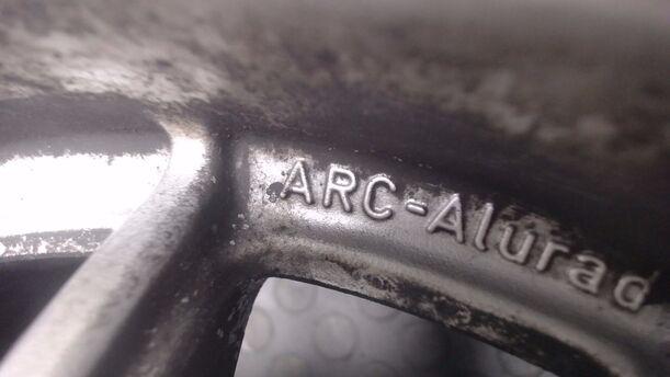 Foto: ALUFELGE 6,5X14 ET30 ARC-ALURAD eines Mercedes-Benz 250S