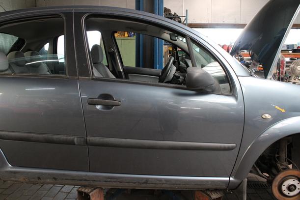 Foto: TÜR VORN RECHTS ( 4/5 TÜRER ) eines Citroen C3 1.1