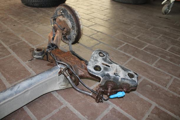 Foto: HINTERACHSE eines Citroen C3 1.1