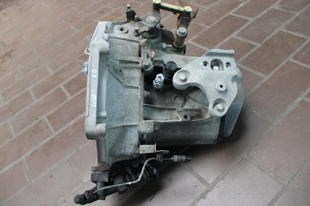 Foto: SCHALTGETRIEBE 5 GANG eines Citroen C3 1.1