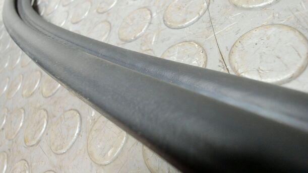 Foto: DICHTUNG HECKKLAPPE / HECKDECKEL eines Nissan Note 1.4