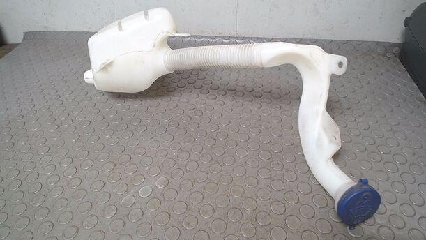 Foto: SCHEIBENWASCHBEHÄLTER eines Citroen C3 1.1