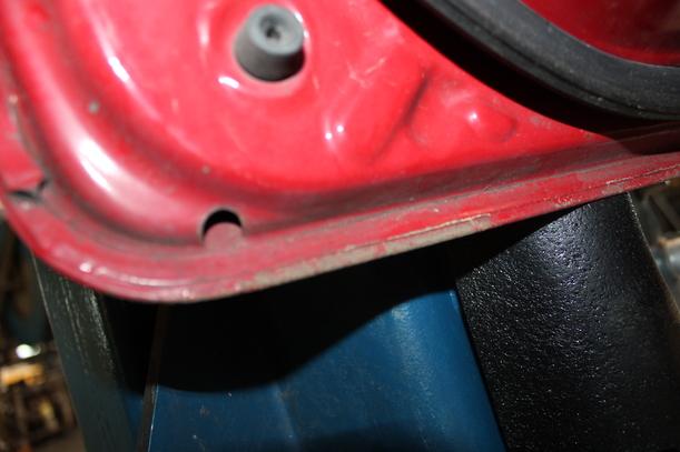 Foto: TÜR VORN LINKS ( 2/3 TÜRER ) eines Suzuki Swift 1.3