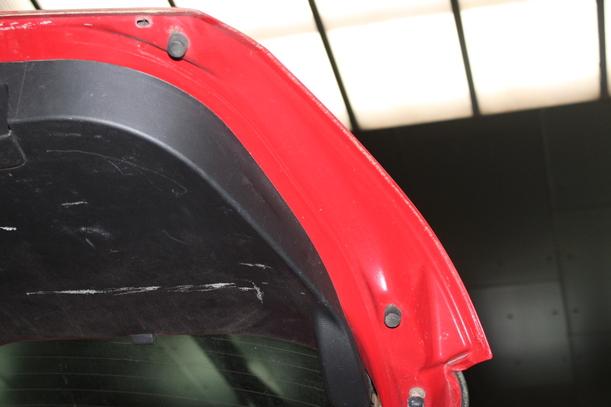 Foto: HECKKLAPPE / HECKDECKEL eines Suzuki Swift 1.3