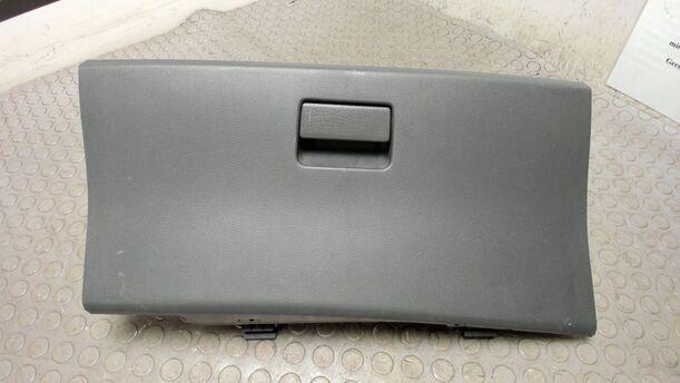 Foto: HANDSCHUHFACH eines Suzuki Swift 1.3