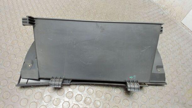 Foto: HANDSCHUHFACH eines Suzuki Swift 1.3