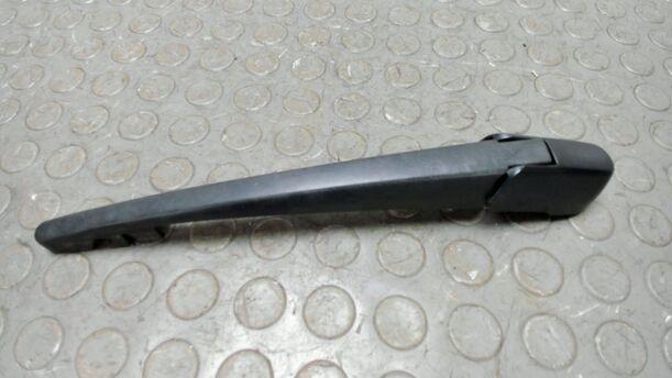 Foto: SCHEIBENWISCHERARM HINTEN eines Suzuki Swift 1.3
