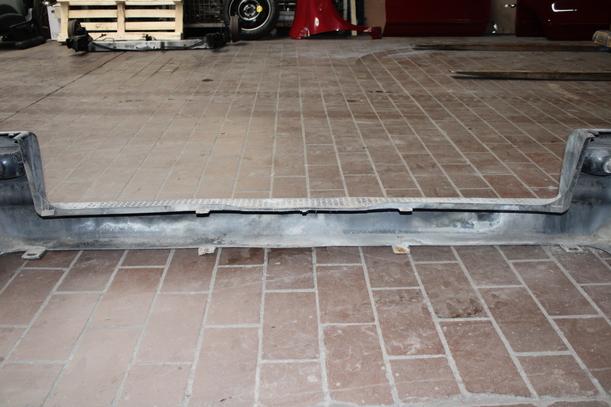 Foto: STOSSFÄNGER / STOßSTANGE HINTEN eines VW Transporter T4 TDI