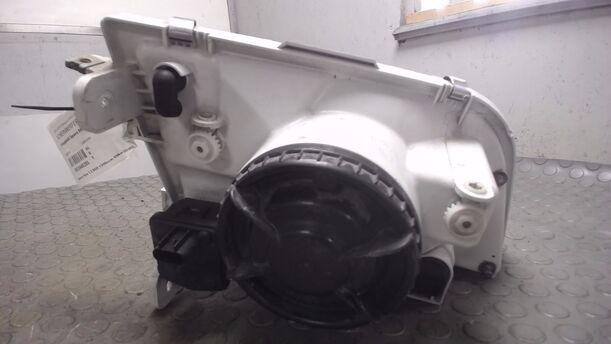 Foto: SCHEINWERFER LINKS ( HELLA ) eines Mitsubishi Space Star 1.3