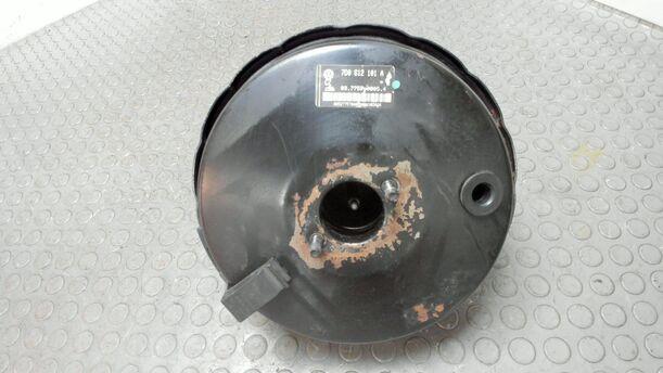 Foto: BREMSKRAFTVERSTÄRKER eines VW Transporter T4 TDI