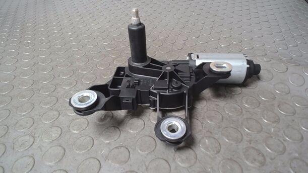 Foto: SCHEIBENWISCHERMOTOR HINTEN eines Ford Fiesta 1.3