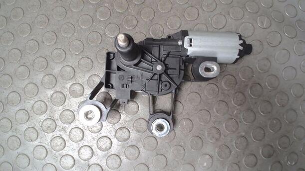Foto: SCHEIBENWISCHERMOTOR HINTEN eines Ford Fiesta 1.3