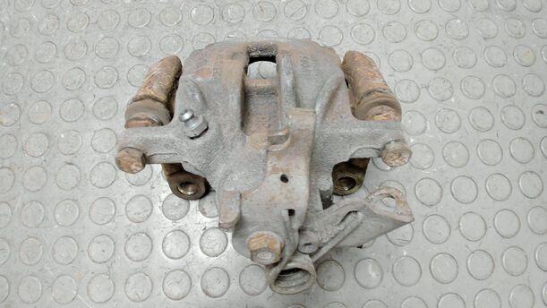 Foto: BREMSSATTEL HINTEN RECHTS eines VW Transporter T4 TDI