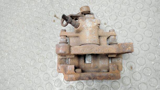 Foto: BREMSSATTEL HINTEN LINKS eines VW Transporter T4 TDI
