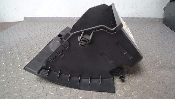 Foto: HANDSCHUHFACH eines Ford Fiesta 1.3