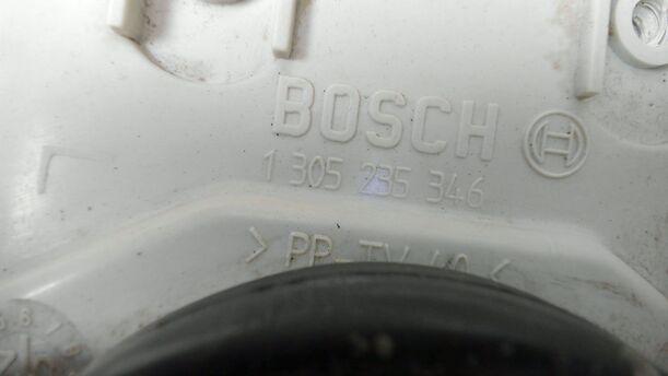 Foto: SCHEINWERFER LINKS eines Lada Lada 111 16V