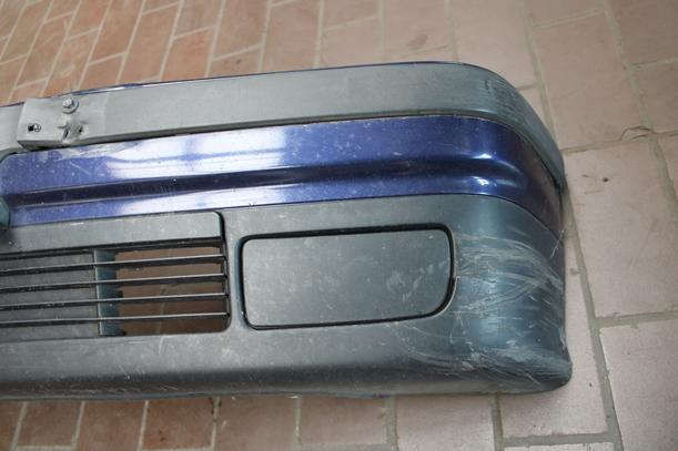 Foto: STOSSFÄNGER/ STOßSTANGE VORN eines BMW 316i compact