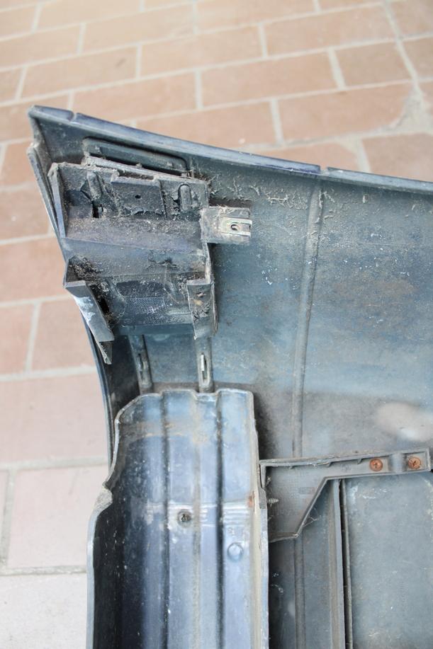 Foto: STOSSFÄNGER/ STOßSTANGE VORN eines BMW 316i compact