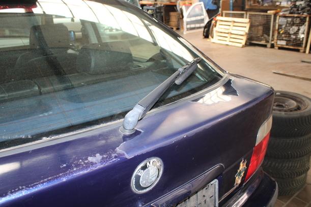 Foto: HECKKLAPPE/ HECKDECKEL ( COMPACT ) eines BMW 316i compact